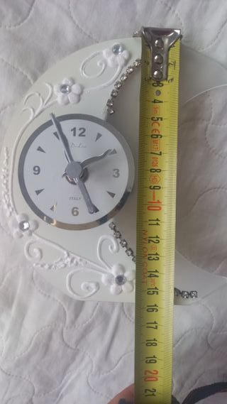 Orologio da tavolo a forma di luna