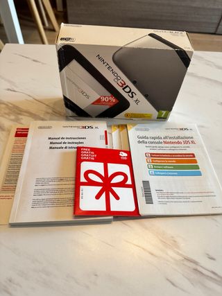 Nintendo 3DS XL: Scatola & Manuali