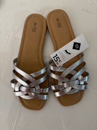 Sandalias