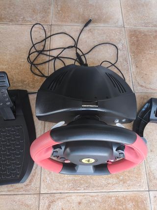 Volante Thrustmaster Ferrari Italia 458 GTB