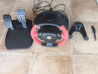 Volante Thrustmaster Ferrari Italia 458 GTB