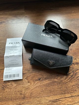 Prada Symbole Occhiali da sole da donna unisex