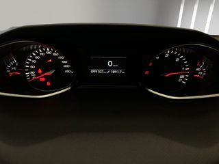 PEUGEOT 308 5P STYLE BLUEHDI 130 S&S BERLINA 
