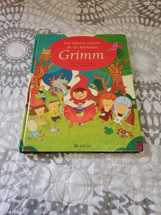 Los mejores cuentos de los hermanos Grimm (Span...