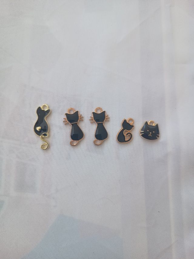 Pack 12 colgantes gatos metal esmaltado (nuevos)