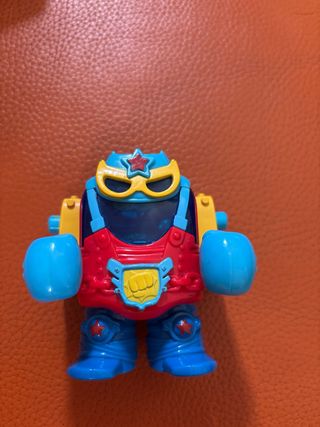 SuperThings Boxeador