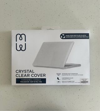 Carcasa transparente para MacBook Air 13" M2 M3