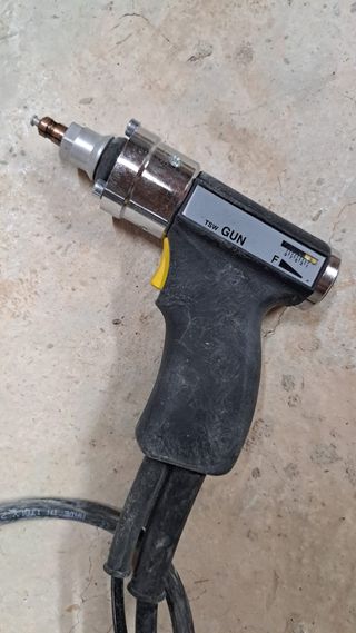 Soldadora por puntos Tecna TSW1000CAR