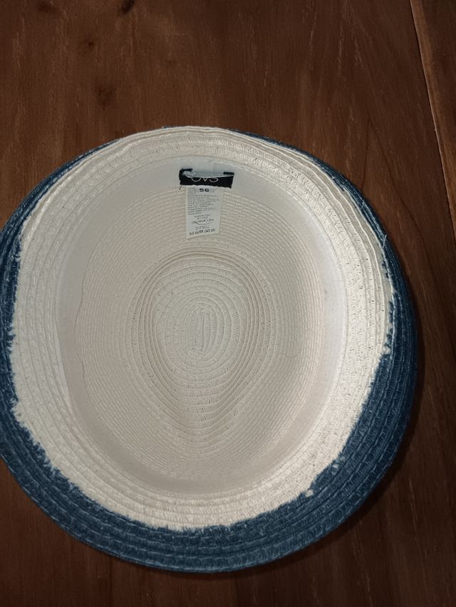 Cappello estivo panna e blu