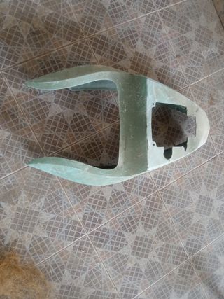 Colín trasero RS2 moto
