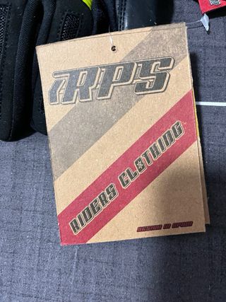 Guantes moto cuero Riders . 