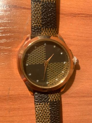 Reloj fantasía marrón y dorado