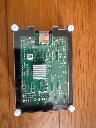 Raspberry Pi 3 + Carcasa+SD