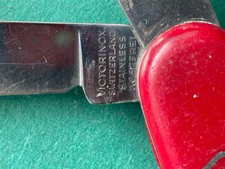 Victorinox 8cm: coltellino rosso