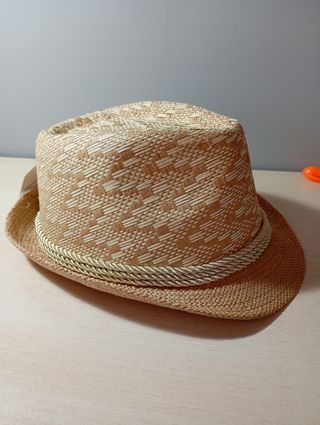 Sombrerito paja + regalo