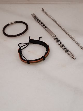 Lote de 4 pulseras de hombre 