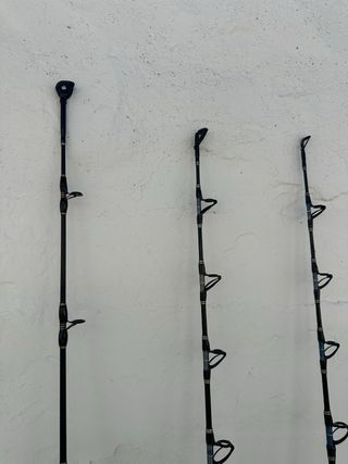 Lote de 3 cañas de pesca de barco