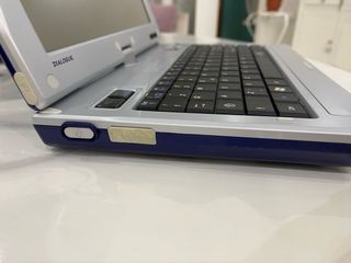 Vendo portatile ultracompatto Dialogue Flybook A33