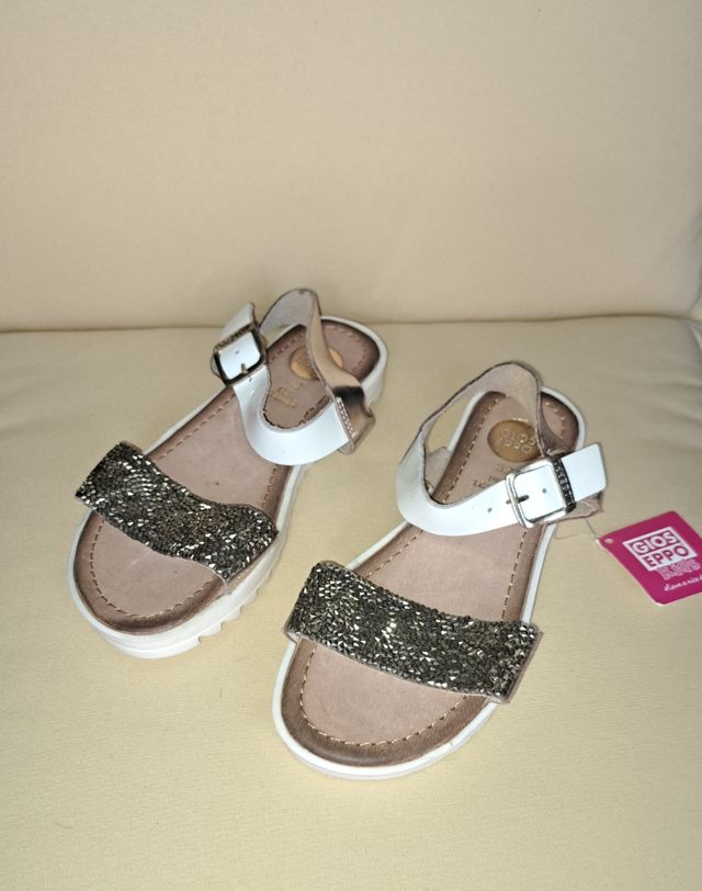 Sandalias Gios Eppo niña blancas