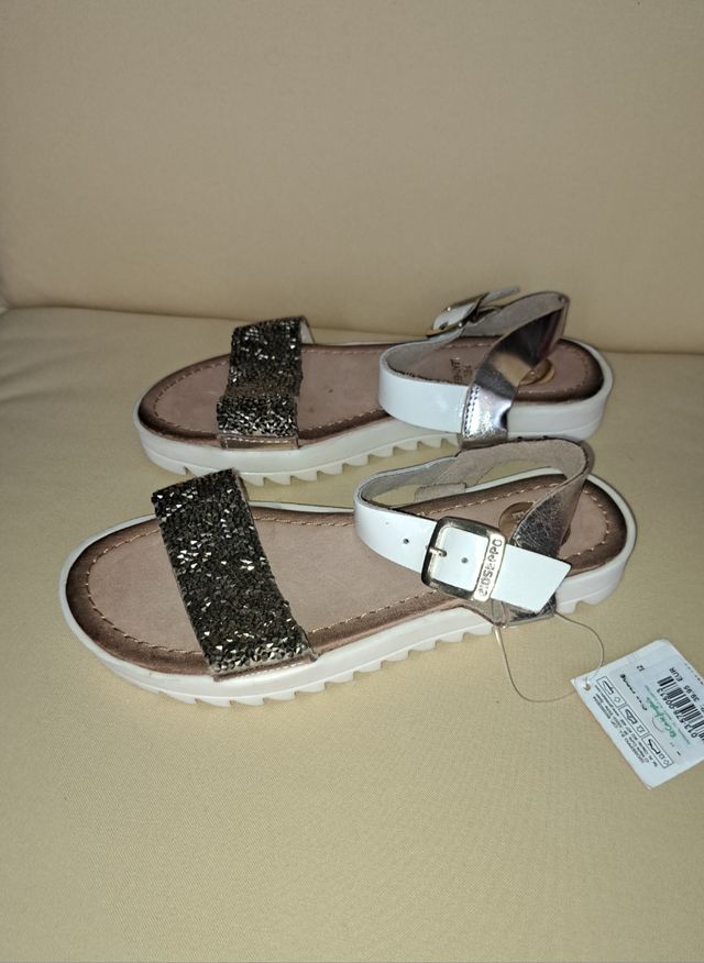 Sandalias Gios Eppo niña blancas