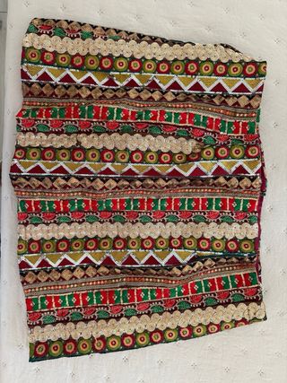 Falda bordada multicolor