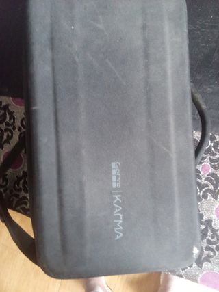 Karma - Caja drone (1) + baterías