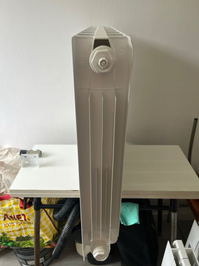 Radiador blanco 9 elementos - Metal