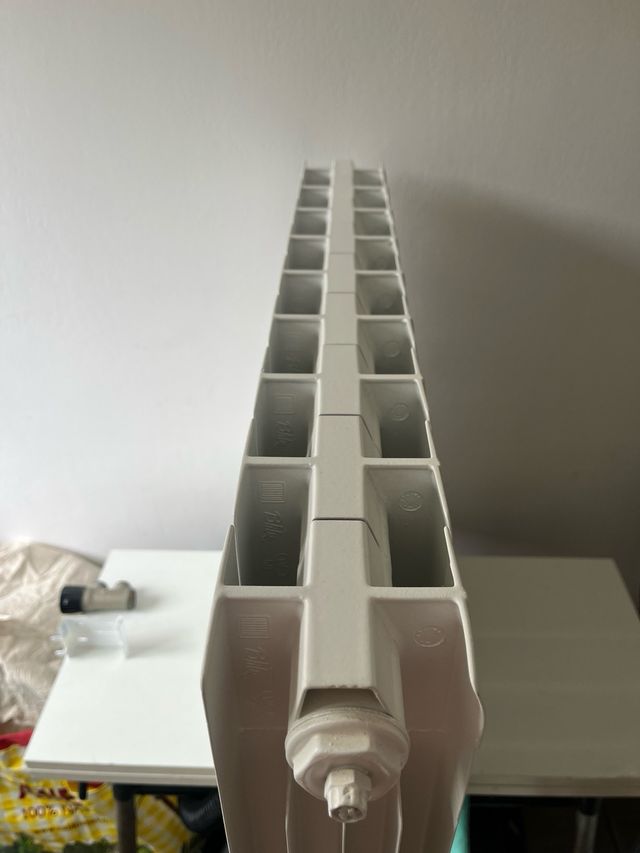 Radiador blanco 9 elementos - Metal