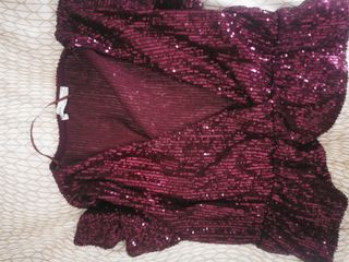 4 blusas Stradivarius, Massimo Dutti, Mango, M
