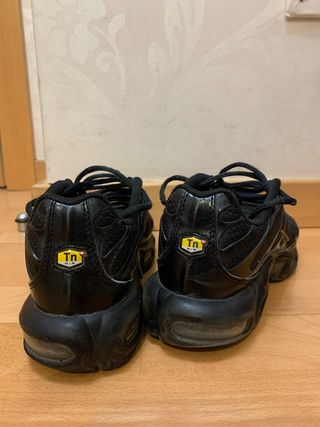 Zapatillas Nike Air Max Tn negras