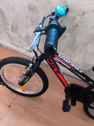 Bicicleta infantil 18" BST