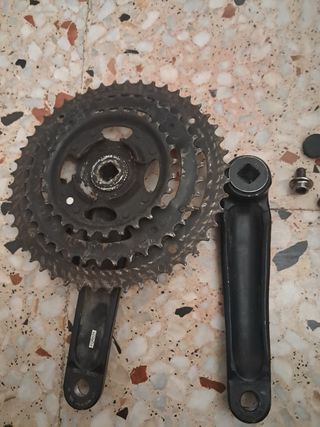 Biela Shimano FC-M171 usada