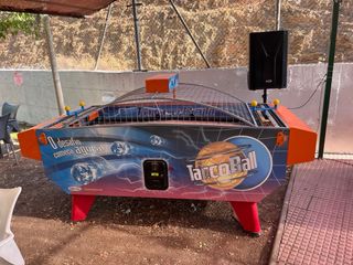 3 recreativas: Air hockey + 2 más