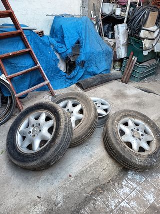 4 Ruedas Mercedes Benz 15" Aluminio