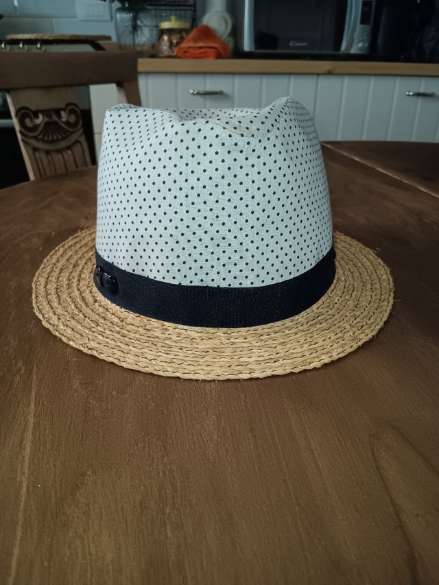 Cappello estivo a pois nero e panna