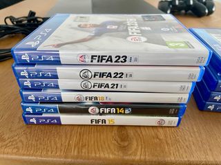 PS4 (PlayStation 4) 500GB + 2 mandos