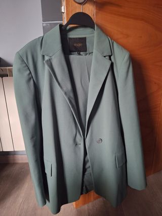 Traje Maje verde  T40