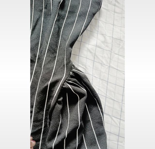 Vestido mini blanco y negro whimsigoth a rayas