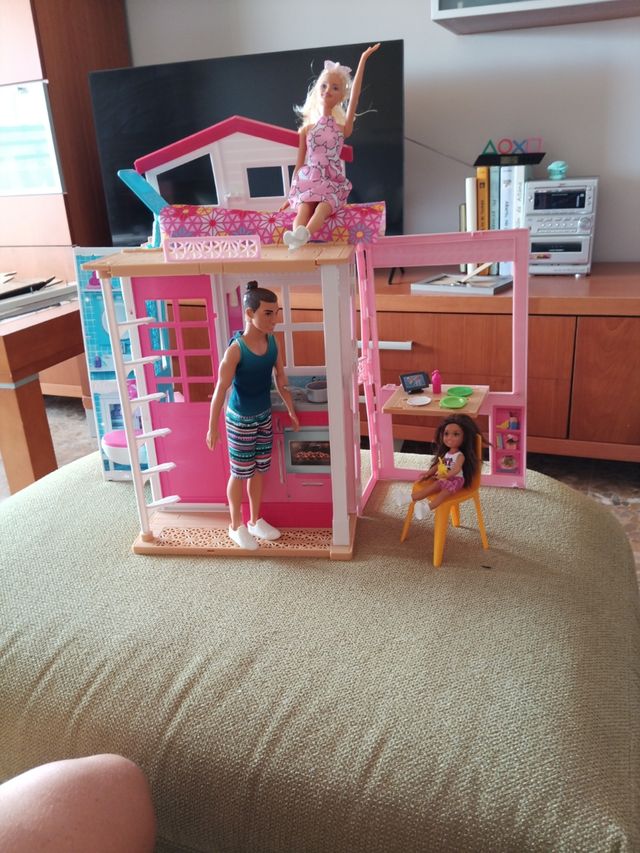 Casa Barbie + Muñecas