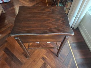 Mueble costurero madera marrón