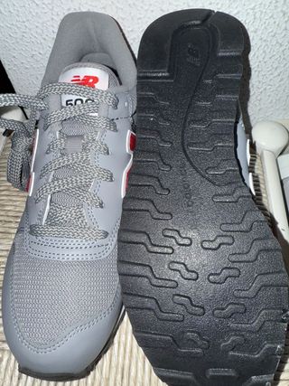 New Balance 500 Gris-Rojo