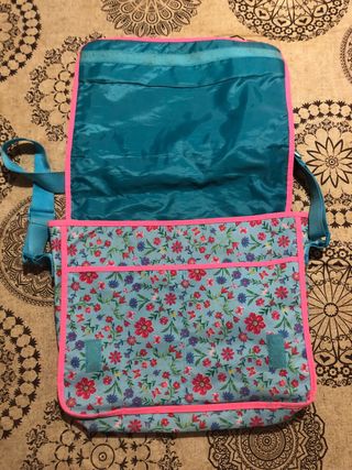 Bandolera floral azul y rosa