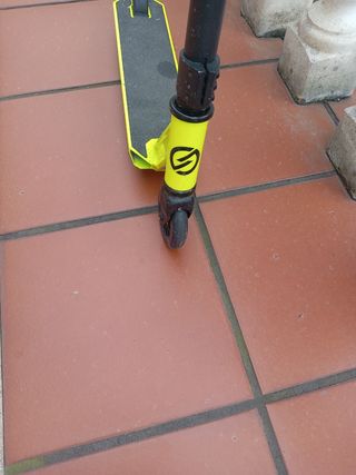 Patinete Freestyle Amarillo
