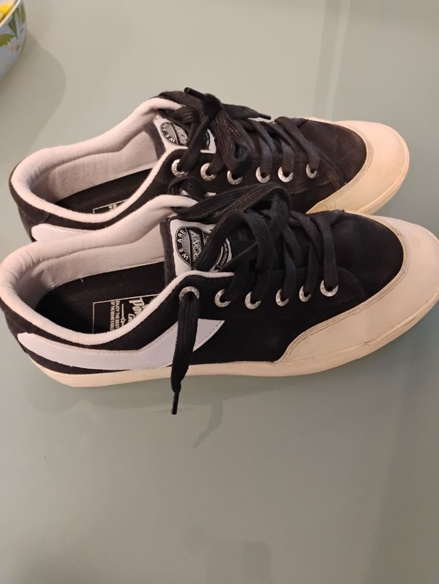 Zapatillas Pony - Negras y Blancas