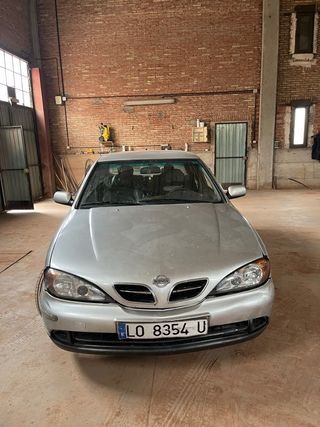 Nissan Primera 2000