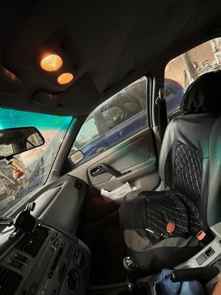 Nissan Primera 2000