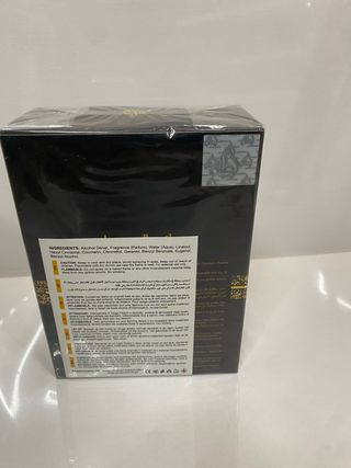 Perfume Qaed Al Fursan - Negro y Dorado