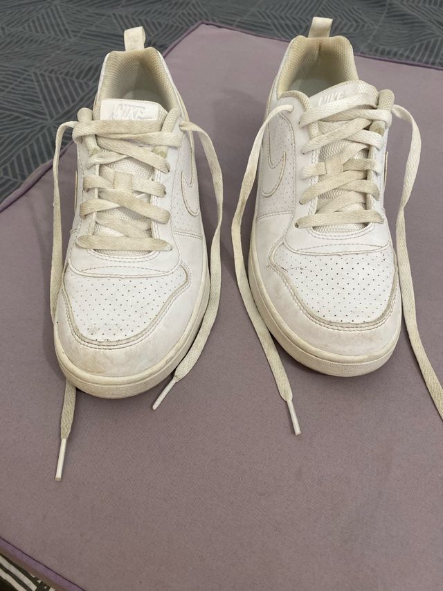 Zapatillas Nike blancas talla 39