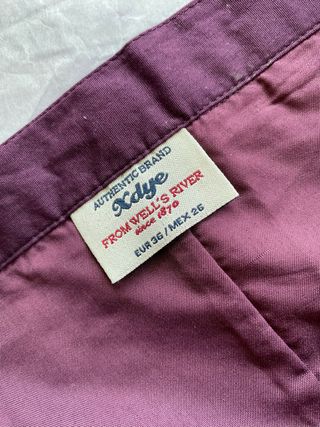 (REGALO PENDIENTES)Falda midi Pull & Bear, bordada