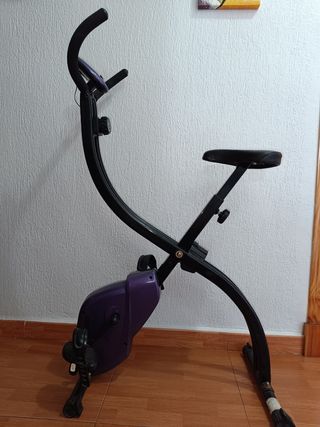 Bicicleta estática plegable